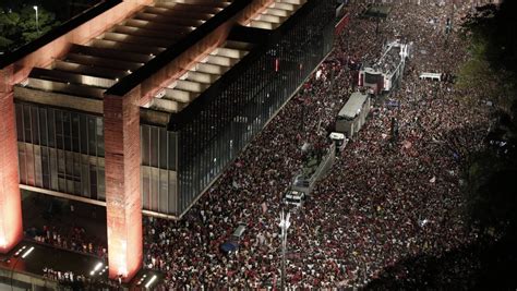 Festa Da Vitória De Lula Na Avenida Paulista Reuniu 58 Mil Pessoas Na