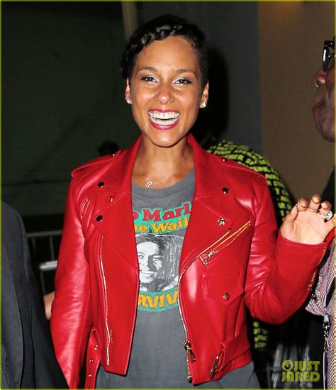 Full Sized Photo Of Alicia Keys Wont Lets Others Affect How She Feels