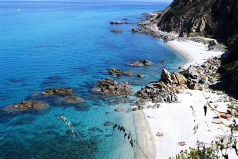 Le 10 spiagge più belle della Calabria Da Sellia a Tropea a Catanzaro