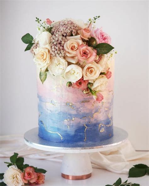 Dripped Wedding Cakes From Cordyscakes 13 Deer Pearl Flowers