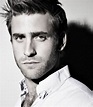 oliver jackson-cohen - amazing yoga in FASTER (With images) | Oliver ...
