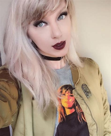taylor swift lookalike costume play star april gloria wows fans with hot snaps daily star