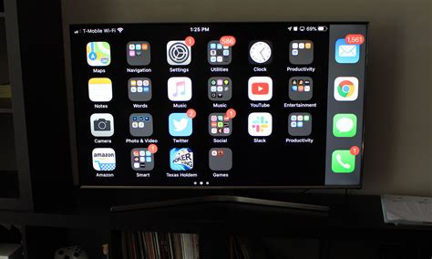 Mirror iphone to your pc using lonelyscreen. How to Mirror Your iPhone to a TV : HelloTech How