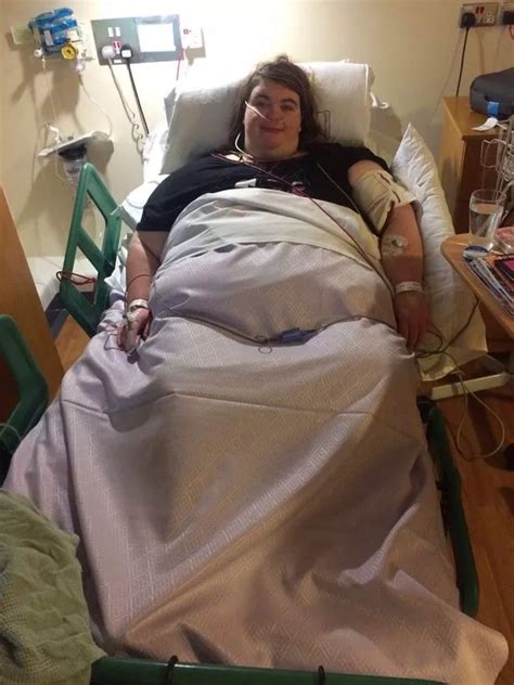 Woman Who Weighed Stone Had Her Life Saved By A Text Message
