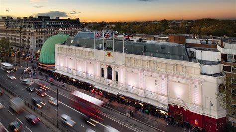 Das madame tussauds museum ist seit über 180 jahren ein echtes phänomen in london. London site of Madame Tussauds up for sale