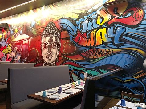 Hideaway kitchen + bar is set up in an assuming spot outside of denver and offers a mountain feel, hearty menu and live music seven nights a week. Hideaway Kitchen and Bar - Broadbeach - Brisbanista