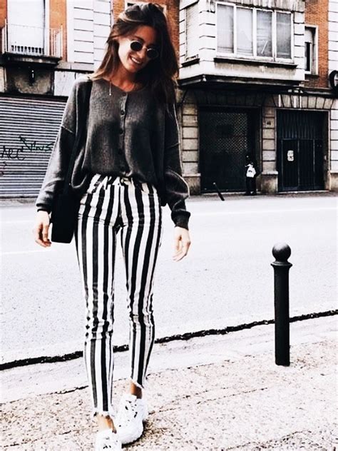 Black And White Striped Pants Outfit Ideas