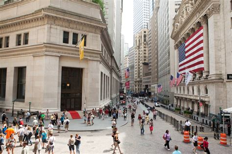 Crucial Banks Face Billions Of Losses In Wall Street Usa Mirror
