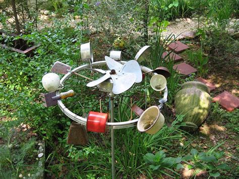 Ninas Wind Spinner Flickr Photo Sharing Garden Crafts Diy Garden
