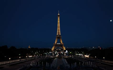 Eiffel Tower Wallpapers At Night