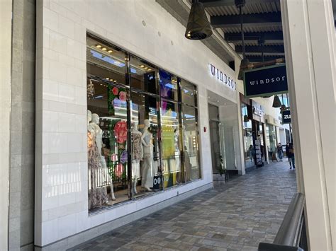 Windsor Store at Ala Moana | Windsor