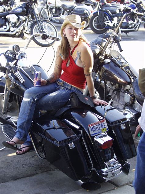 Biker Babe Pose Bikerdeep