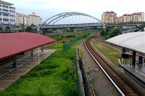 Rail interchange station in kuala lumpur (en); Bandar Tasik Selatan KTM Station - klia2.info
