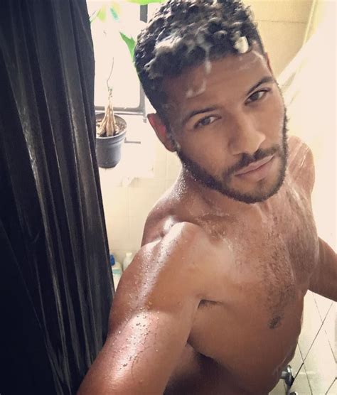 Jeffrey Bowyer Chapman This Time With More Shirtlessness