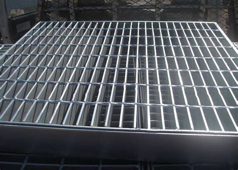 Welded Bar Grating Heavy Duty Steel Grating Banding Untreated Surface