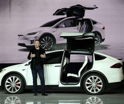 Model X Recall 2700 Tesla Suvs May Have Unsafe Back Seats