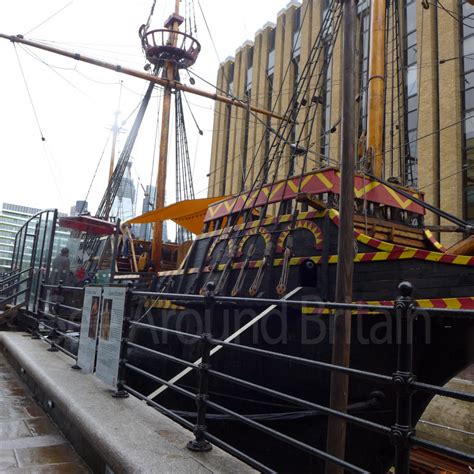 The Golden Hinde Replica Ship And Museum London See Around Britain