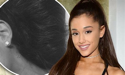 Ariana Grande Adds New Neck Tattoo Of Crescent Symbol Daily Mail Online