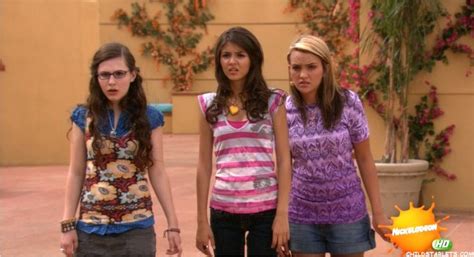 Zoey 101 Zoey Lola And Quinn Zoey 101 Pinterest Outfit And