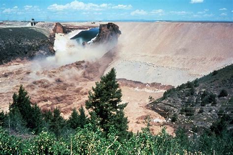 The Teton Dam Yellowstone Region Roc Doc Travel