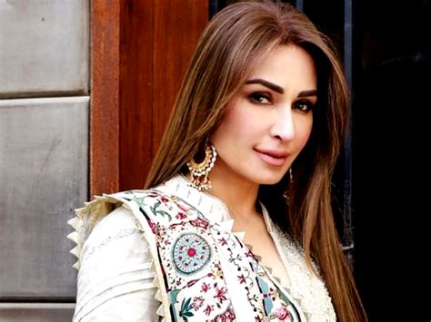 Covid 19 Reema Khan Urge Fans ‘no Need For Panic Life And Style