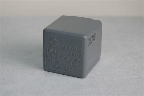 5:00 getjeeping 259 210 просмотров. Buy OEM Jeep turn signal flasher gray relay 56007243 ...