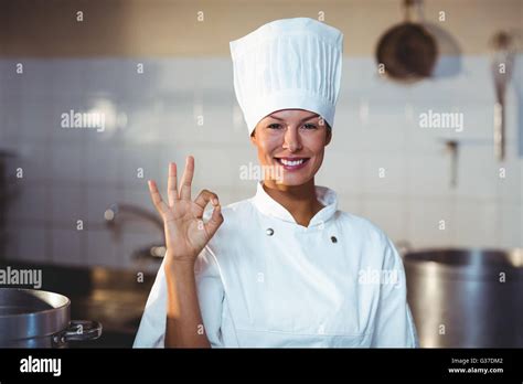 Happy Chef Sign Hi Res Stock Photography And Images Alamy