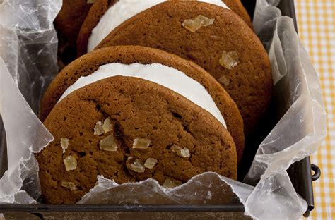 Ginger Ice Cream Sandwiches With Ginger Molasses Cookies Emerils Com