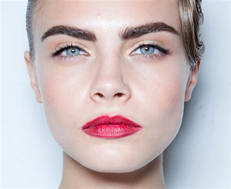 Pictures Wear Them Right Bold Eyebrows Cara Delevingne Eyebrows