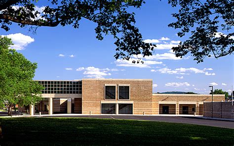 Wilson Area High School Breslin Architects