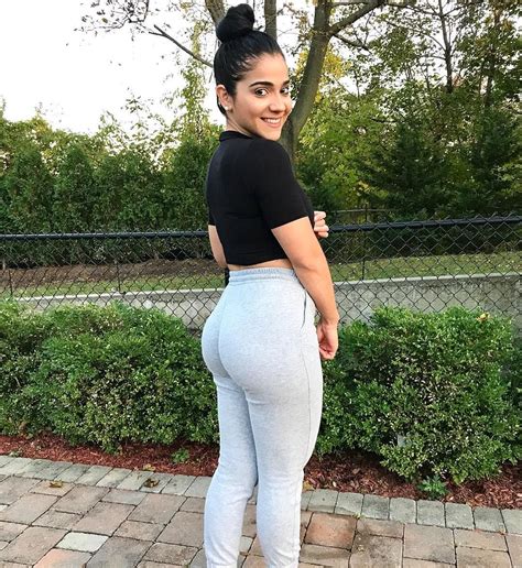 heidy espaillat coach on instagram “comfy pants today to hit legs what are you guys training