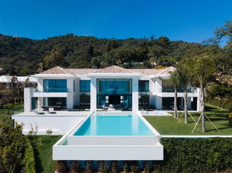 Simple Science: How to Make a Volcano with Kids