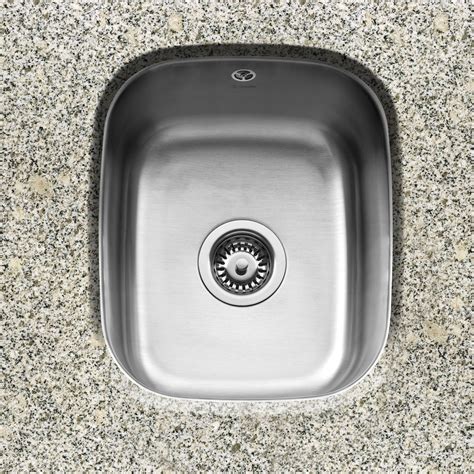 This post features some of the best undermount kitchen sinks. Caple FORM 33 Undermount Kitchen Sink - Sinks-Taps.com