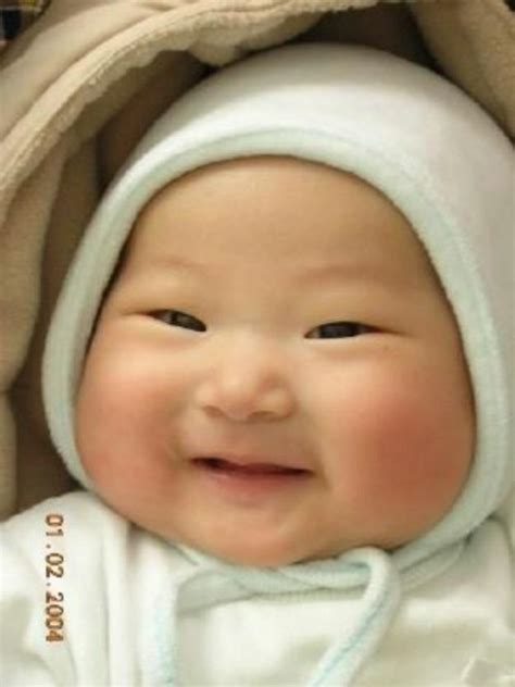 22 Chubbiest Cheeks Of All Time Beautiful Children Cute Kids Baby Faces