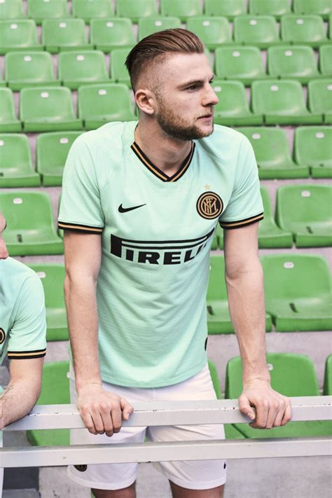 For the sake of giving you these kits and one logo we are going to show you the if you follow these steps, you can get all kind of kits such as inter milan away kit 20, inter milan third jersey and other 512×512 dls kits. Inter Milan 2019-20 Nike Away Kit | 19/20 Kits | Football shirt blog
