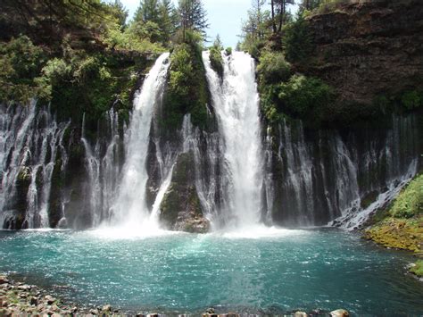 15 Hidden Waterfalls In Northern California