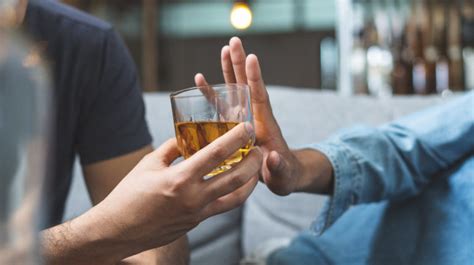 How To Stop Drinking Alcohol For Good 9 Easy Ways To Stay Sober