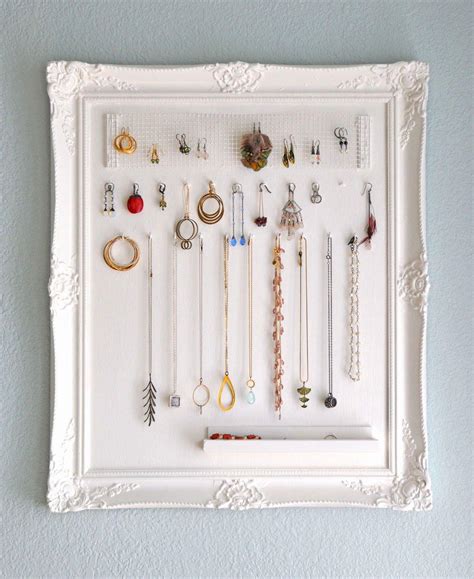 Keep Your Jewelry Organized With These Lovely 20 Diy Jewelry Displays