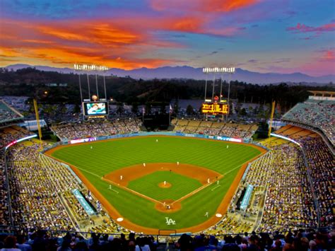 The Top Ten Greatest Moments In Dodger Stadium History Discover Los