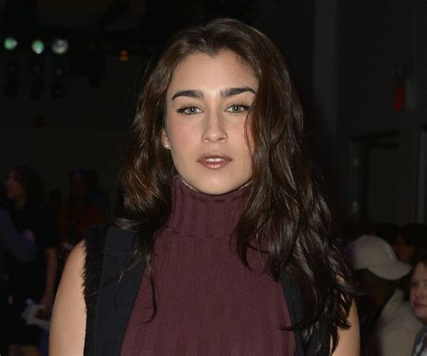Fifth Harmonys Lauren Jauregui Comes Out As Bisexual In A Powerful