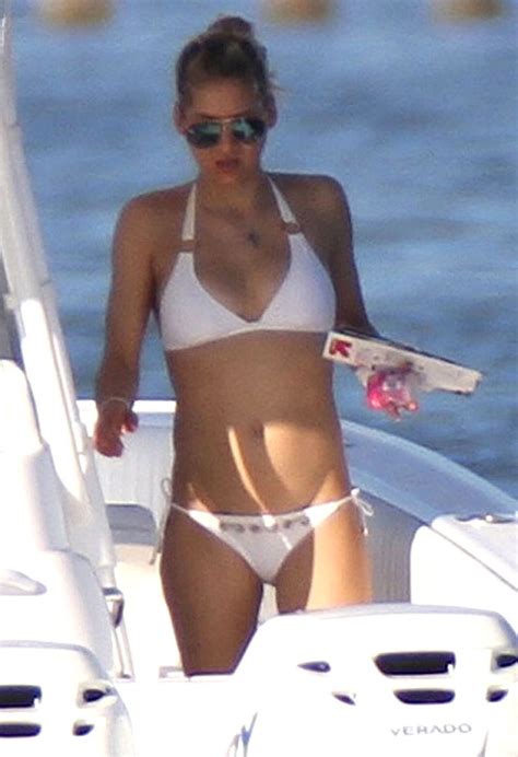 Anna Kournikova Bikini Candid In Miami Hawtcelebs 52185 The Best Porn