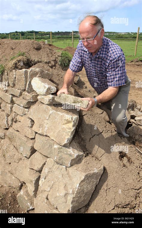 Waller Roger Clements Building Cornish Hedge From Local Stone Walls In