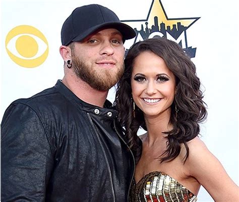 Brantley Gilbert S Wife Helped Him Discover Christmas Spirit