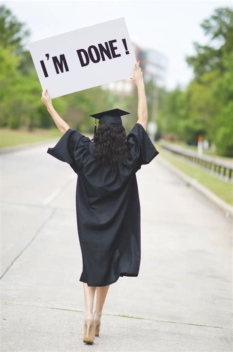 Public ceremonies might be canceled, but that doesn't mean your. Selected Best Graduation Photoshoot Ideas | Photo Ideas