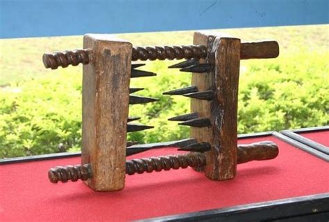 Scary Medieval Torture Tools 14 Pics