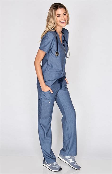 Pin By Hogata15 On Scrubs In 2021 Medical Scrubs Outfit Stylish Scrubs Nurse Outfit Scrubs