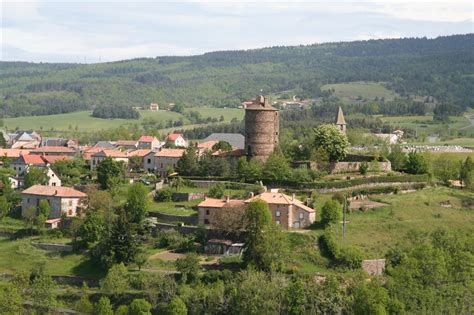 Nobles, cazadores, sacerdotes, lugareños y víctimas nos dejaron un relato de los hechos en forma de cartas, actas. La Bestia del Gévaudan
