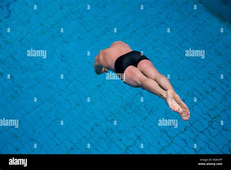 Jumping From Diving Board Hi Res Stock Photography And Images Alamy