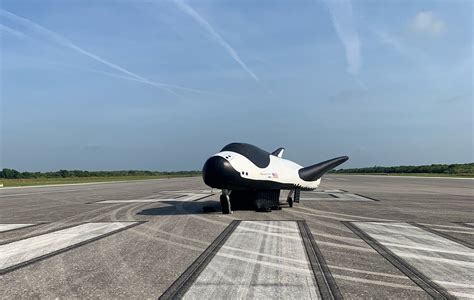 Private Dream Chaser Space Plane To Land On Nasas Former Shuttle
