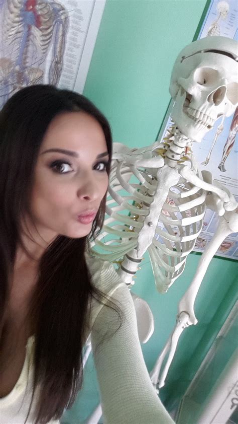 Anissa Kate On Twitter This Is My New Friend 😨 Kfh0xin6ui